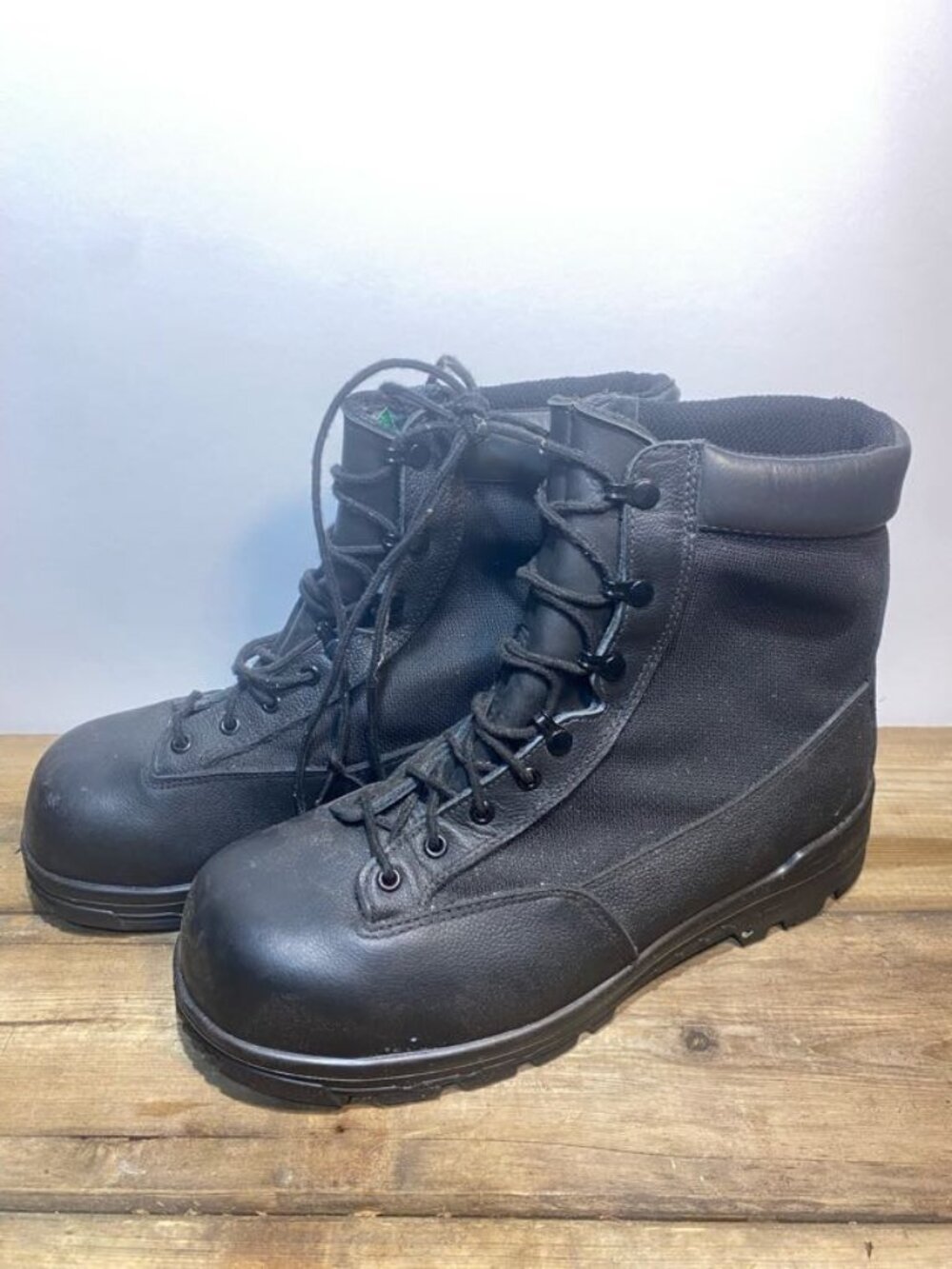 Terra Canadian Wet Weather Combat boots Size 290/118 US 11.5 With Safety Toe
